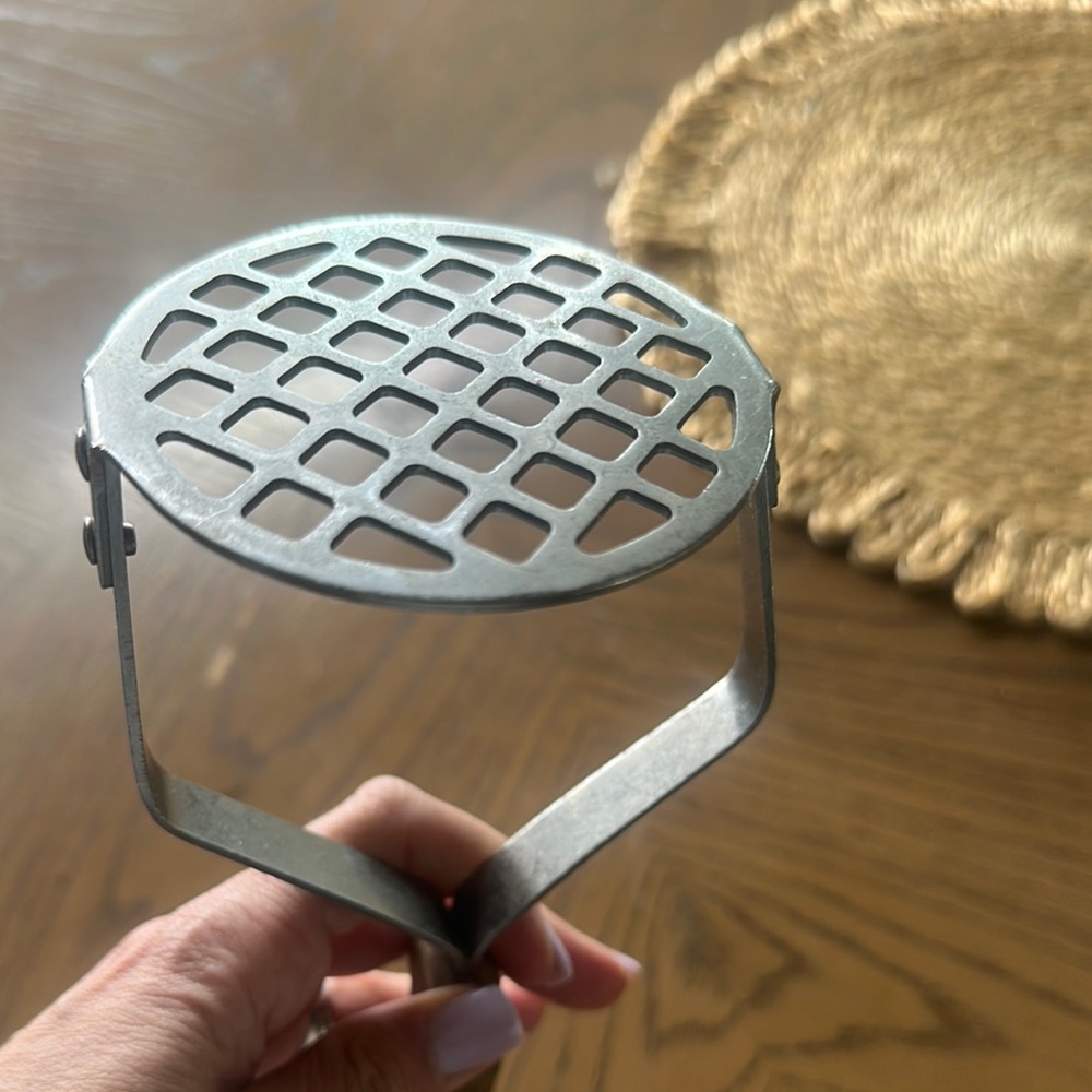Cutco potato masher #14. Stainless Steel cooking utensil . Wood handle -